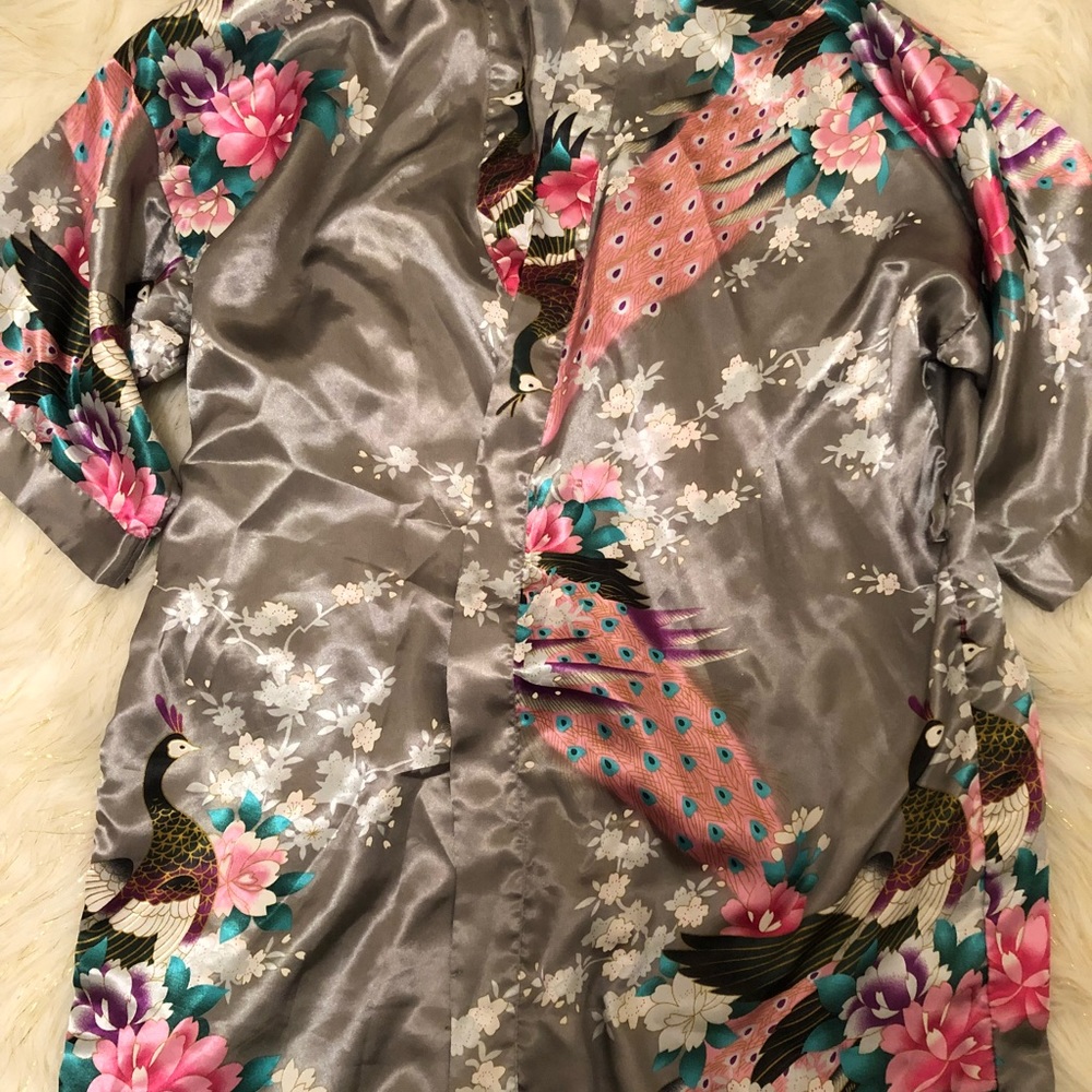 Silk short sleeve robe